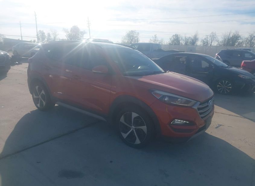 2017 HYUNDAI TUCSON VALUE photo