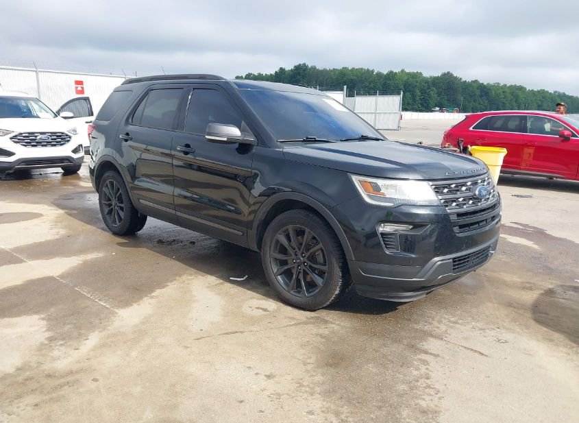2018 FORD EXPLORER XLT photo