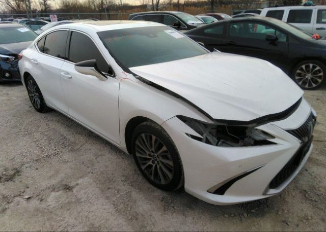 2021 LEXUS ES (VIN: 58AD11D17MU006520)