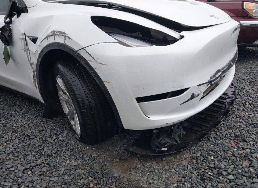 2023 TESLA MODEL Y AWD/LONG RANGE DUAL MOTOR ALL-W(VIN: 7SAYGDEE8PF686040