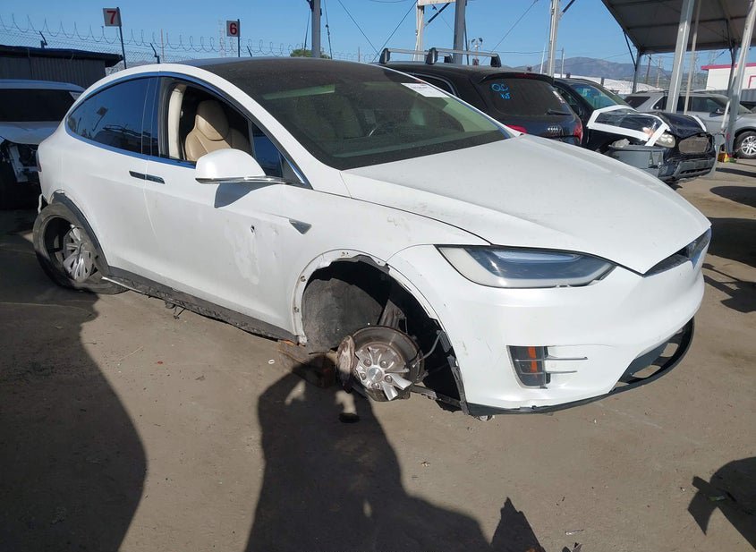 2016 Tesla Model X EL photo