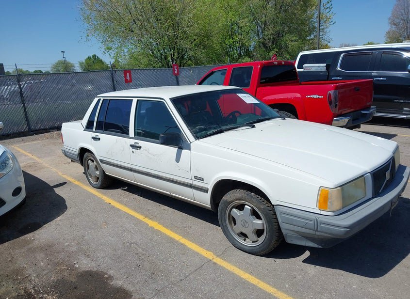 1991 Volvo 740 2.3L photo