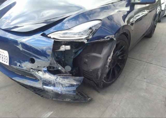 2021 TESLA MODEL Y(VIN: 5YJYGAEE0MF270197