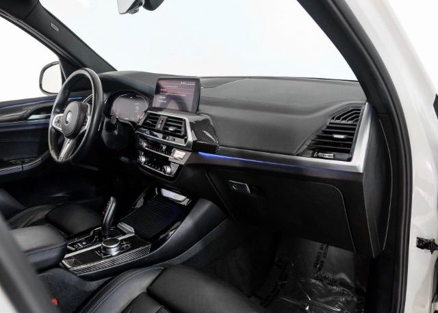 2020 BMW X3 VIN: 5UXTY3C0XLLE54747