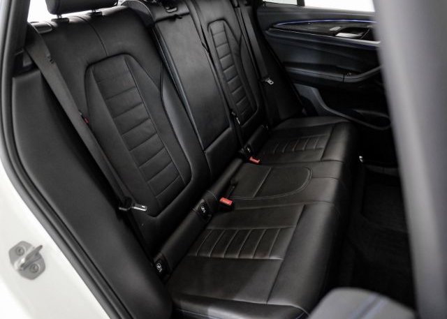 2020 BMW X3 VIN: 5UXTY3C0XLLE54747