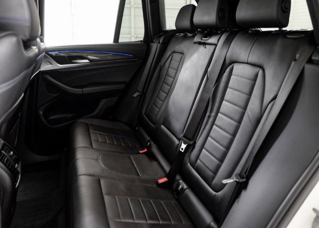 2020 BMW X3 VIN: 5UXTY3C0XLLE54747