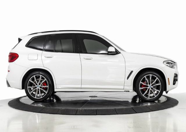 2020 BMW X3 VIN: 5UXTY3C0XLLE54747