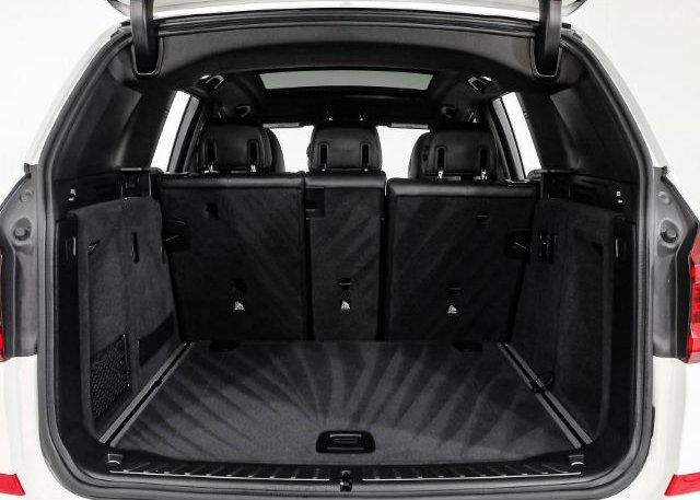 2020 BMW X3 VIN: 5UXTY3C0XLLE54747