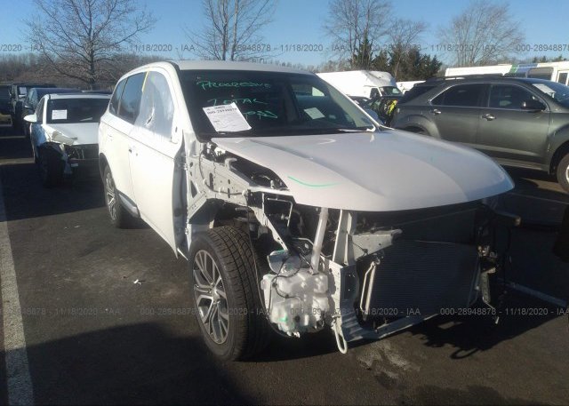 JA4AD3A31JZ037813 2018 MITSUBISHI OUTLANDER