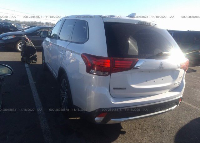 купить 2018 MITSUBISHI OUTLANDER JA4AD3A31JZ037813