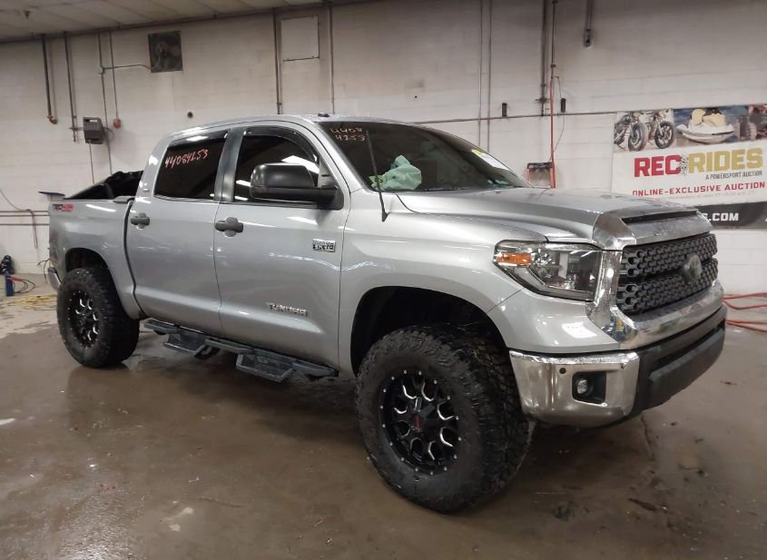 2018 TOYOTA TUNDRA SR5 5.7L V8 photo
