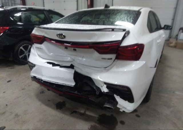 2021 KIA FORTE(VIN: 3KPF34AD6ME405965