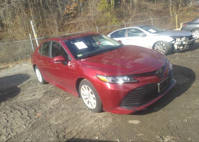4T1B11HK4JU622334 2018 TOYOTA CAMRY