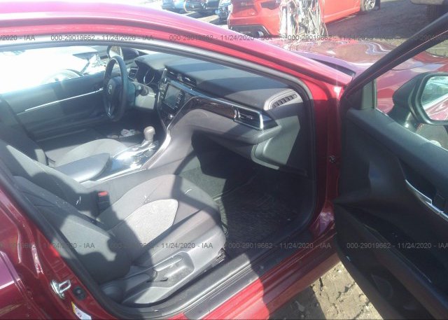 пригнать из сша 2018 TOYOTA CAMRY 4T1B11HK4JU622334