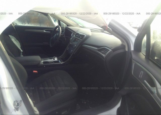 пригнать из сша 2017 FORD FUSION 3FA6P0LU7HR358556