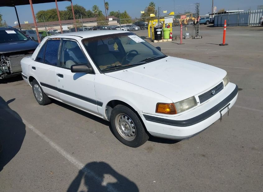 1993 MAZDA PROTEGE DX photo