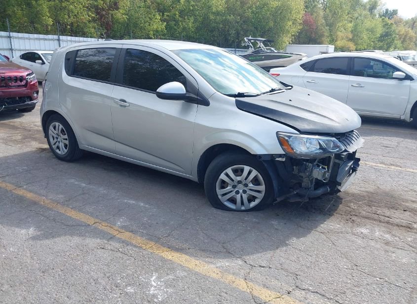 2020 CHEVROLET SONIC FWD 1FL 5-DOOR photo