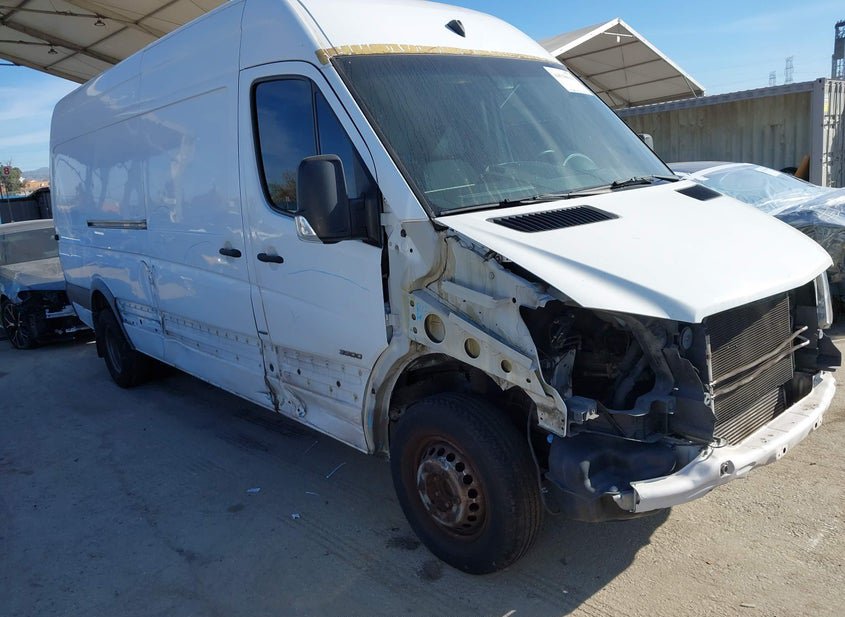 2015 Mercedes-Benz Sprinter 3500 2.1L photo