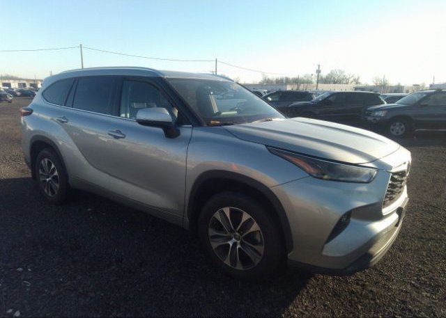 2021 TOYOTA HIGHLANDER (VIN: 5TDGZRBH6MS528253)
