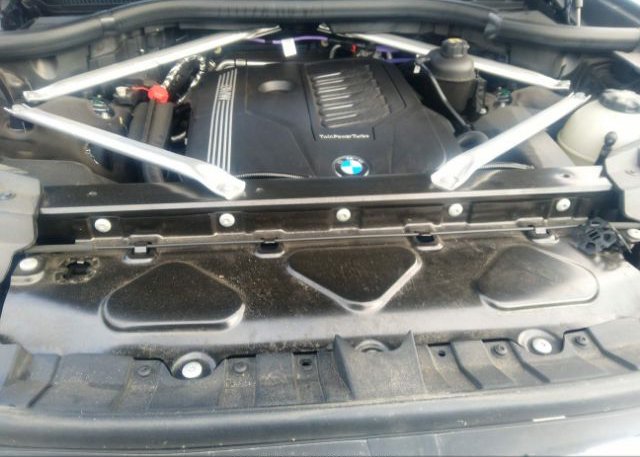 2022 BMW X7(VIN: 5UXCW2C04N9K83071