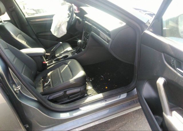 2021 VOLKSWAGEN PASSAT(VIN: 1VWMA7A37MC006024