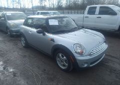 2010 MINI Cooper VIN WMWMF3C55ATZ67502 фото с аукциона 5