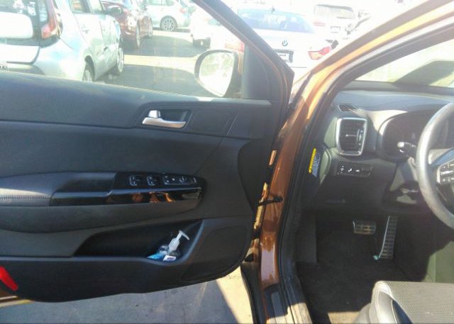 2021 KIA SPORTAGE(VIN: KNDP63AC0M7871033