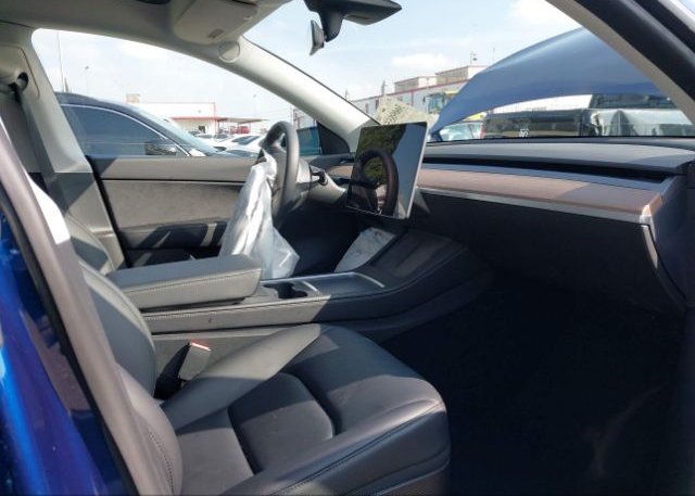 2022 TESLA MODEL Y(VIN: 7SAYGDEE0NF434621
