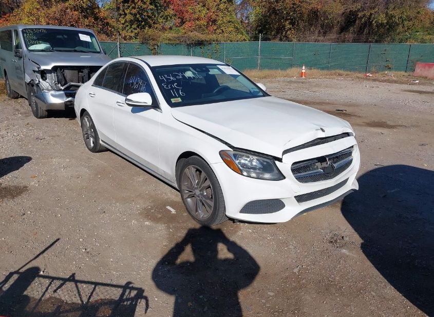 2016 MERCEDES-BENZ C 300 photo