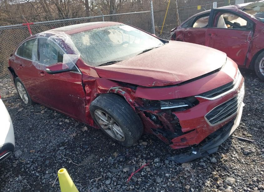 2017 CHEVROLET MALIBU 1LT photo