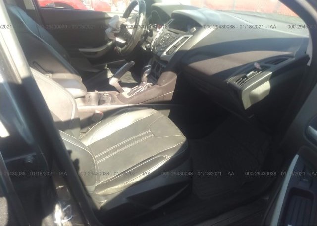 пригнать из сша 2013 FORD FOCUS 1FADP3F28DL236638
