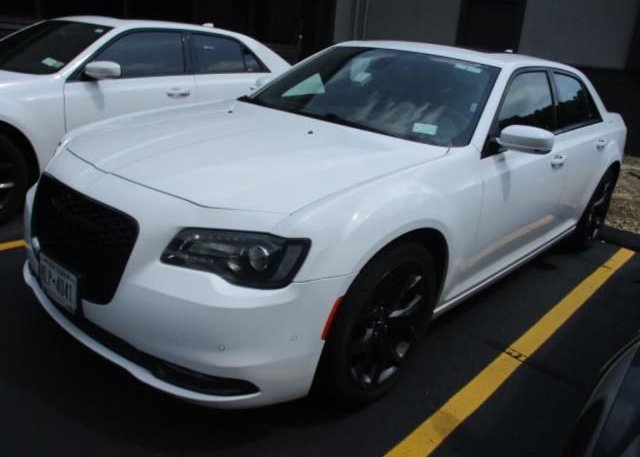 2021 CHRYSLER 300 (VIN: 2C3CCABGXMH585356)