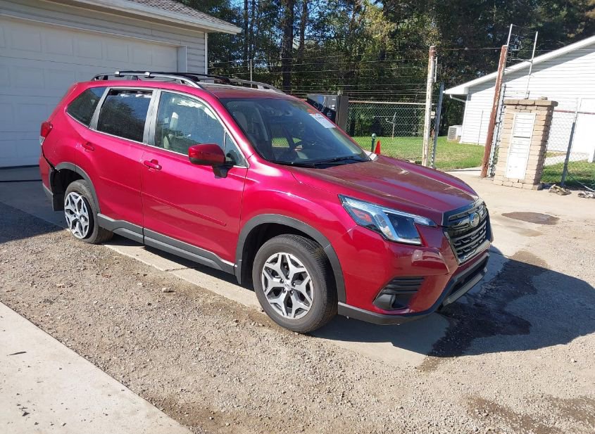 2023 SUBARU FORESTER PREMIUM photo
