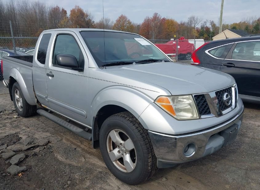 2005 NISSAN FRONTIER LE photo