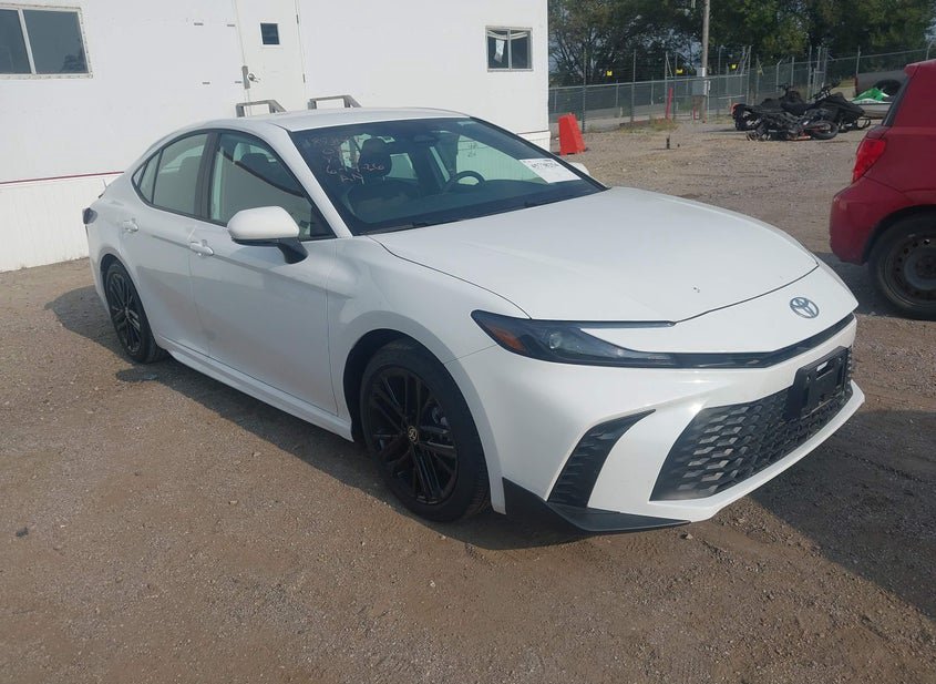 2026 Toyota Camry 2.5L photo
