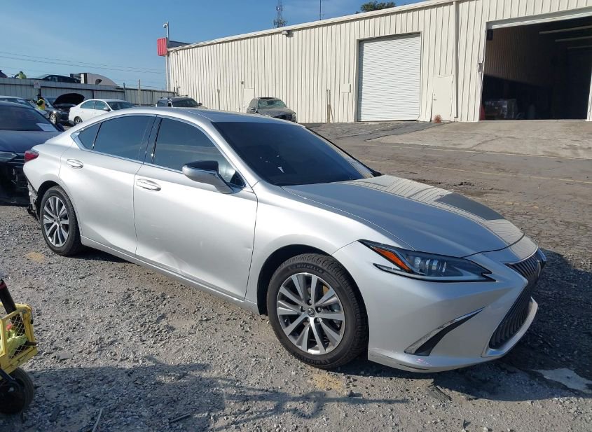 2021 LEXUS ES 350 photo