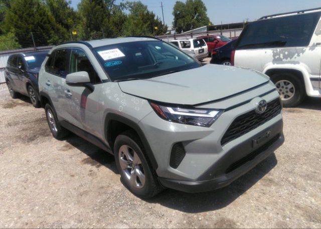 2022 TOYOTA RAV4 (VIN: 2T3P1RFV6NW298978)