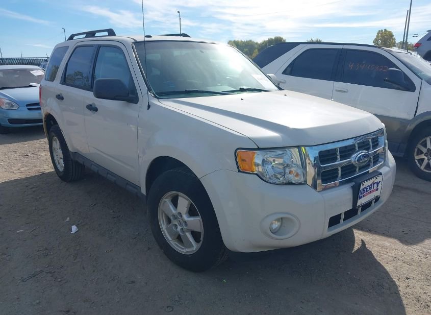 2012 FORD ESCAPE XLT photo