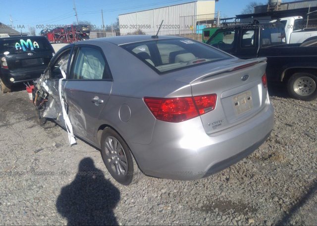купить 2012 KIA FORTE KNAFU4A23C5606578