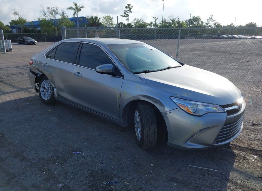 2017 Toyota Camry 2.5L photo