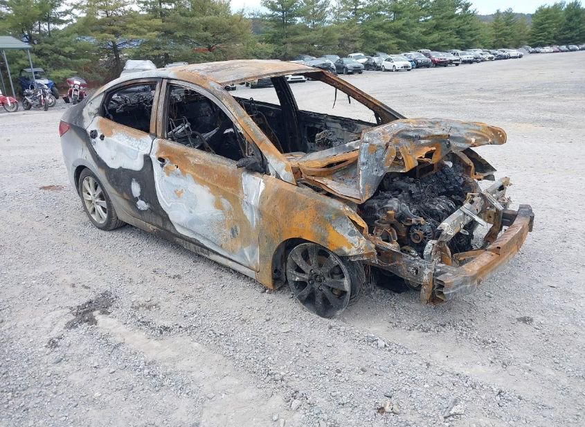 2014 HYUNDAI ACCENT GLS photo