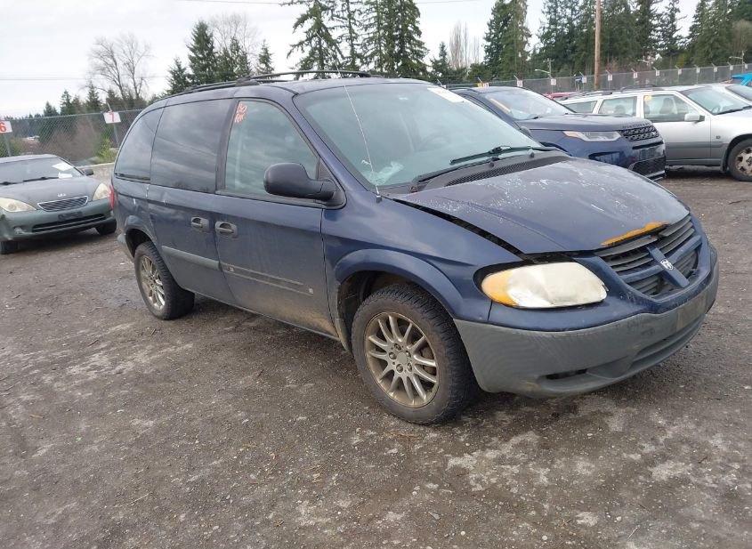 2005 DODGE CARAVAN SE photo