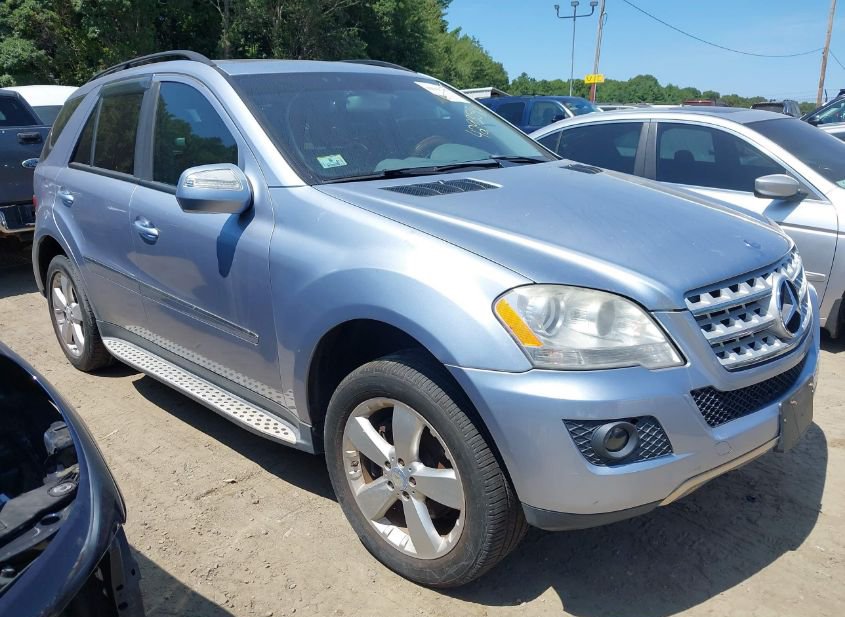 2009 MERCEDES-BENZ ML 350 4MATIC photo