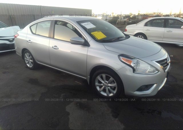 3N1CN7AP4HL821882 2017 NISSAN VERSA SEDAN