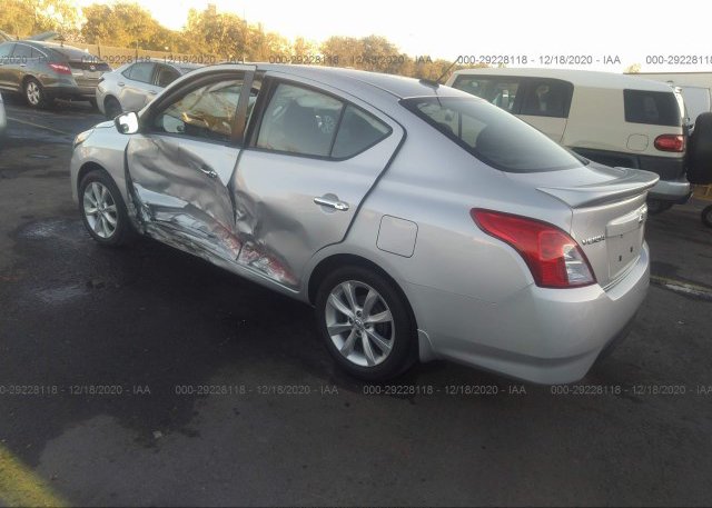 купить 2017 NISSAN VERSA SEDAN 3N1CN7AP4HL821882