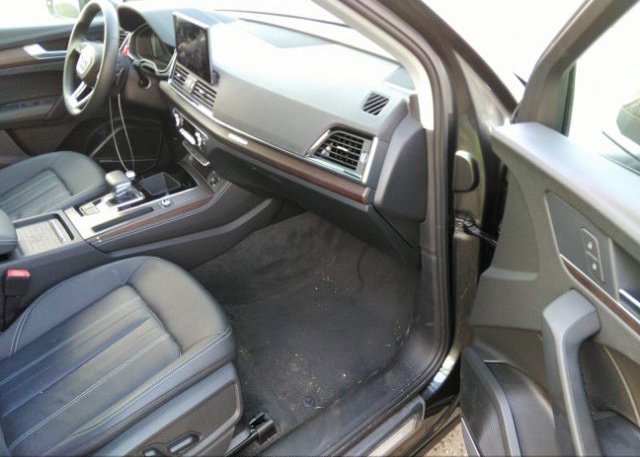 2021 AUDI Q5 VIN: WA1E2AFY2M2081994