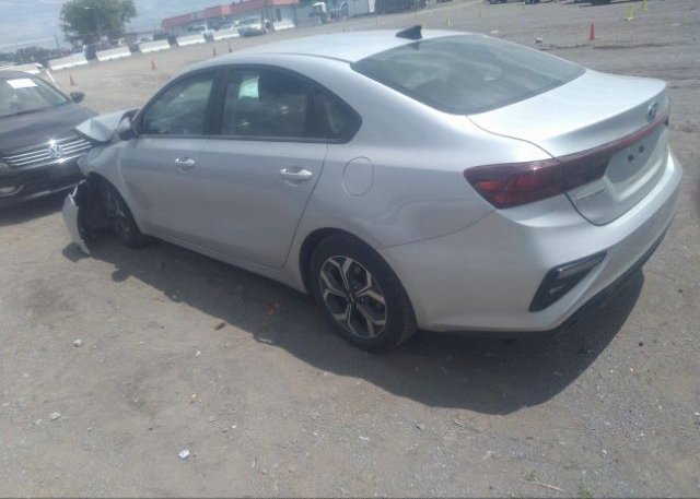 2021 KIA FORTE(VIN: 3KPF24AD0ME407553