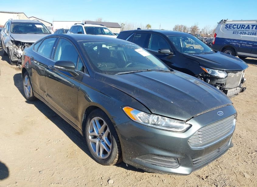 2015 FORD FUSION SE photo