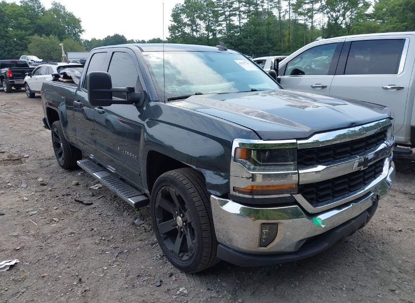 2018 CHEVROLET SILVERADO 1500 1LT photo
