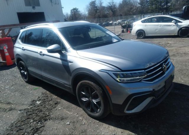 2022 VOLKSWAGEN TIGUAN (VIN: 3VV2B7AX1NM044778)